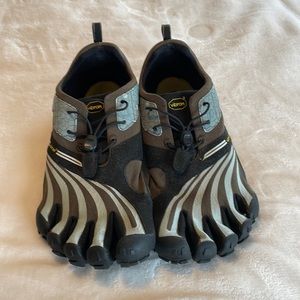 Vibram 5-toe Shoes